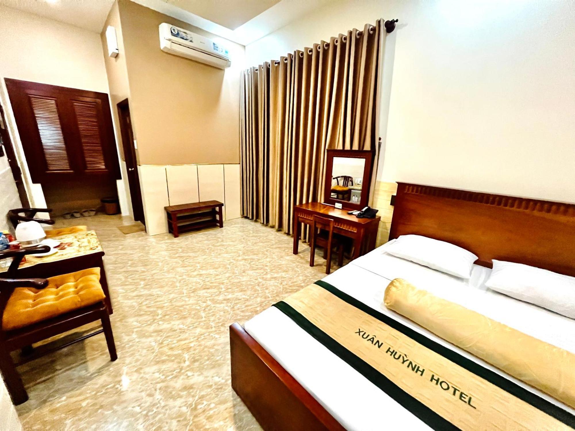 XUÂN HUỲNH 3 Hotel Soc Trang Exterior foto
